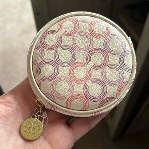 NWOT Coach Waverly Optic Art Round Coin Purse